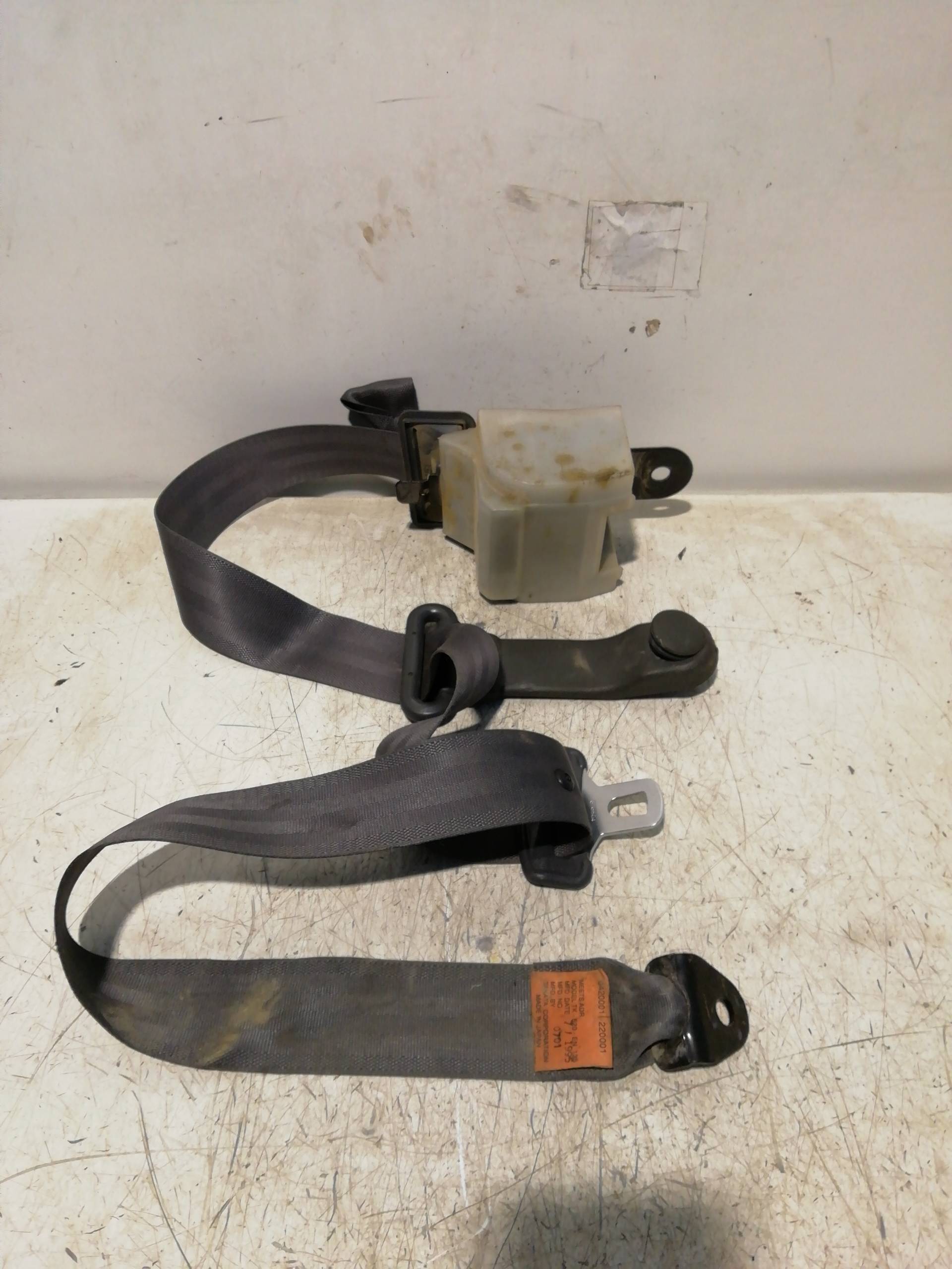 Sicherheitsgurt hinten rechts MITSUBISHI MONTERO (V20/V40)