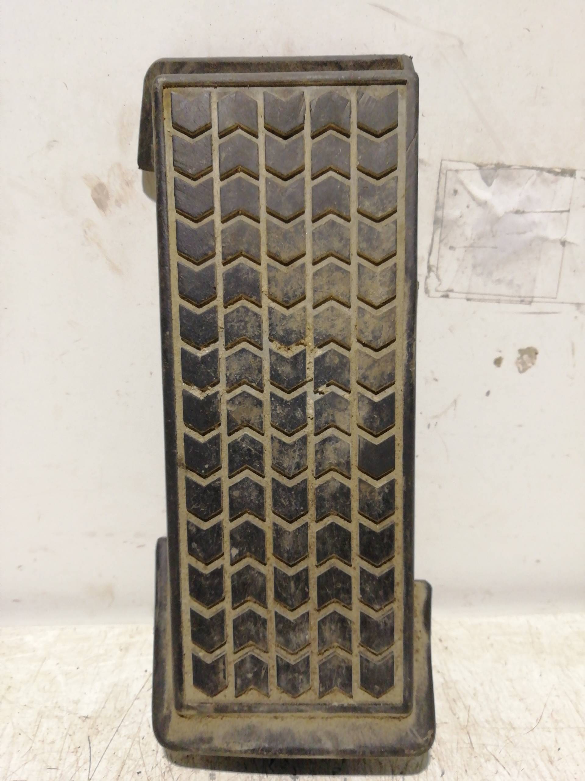 Verkleidung MITSUBISHI MONTERO (V20/V40)