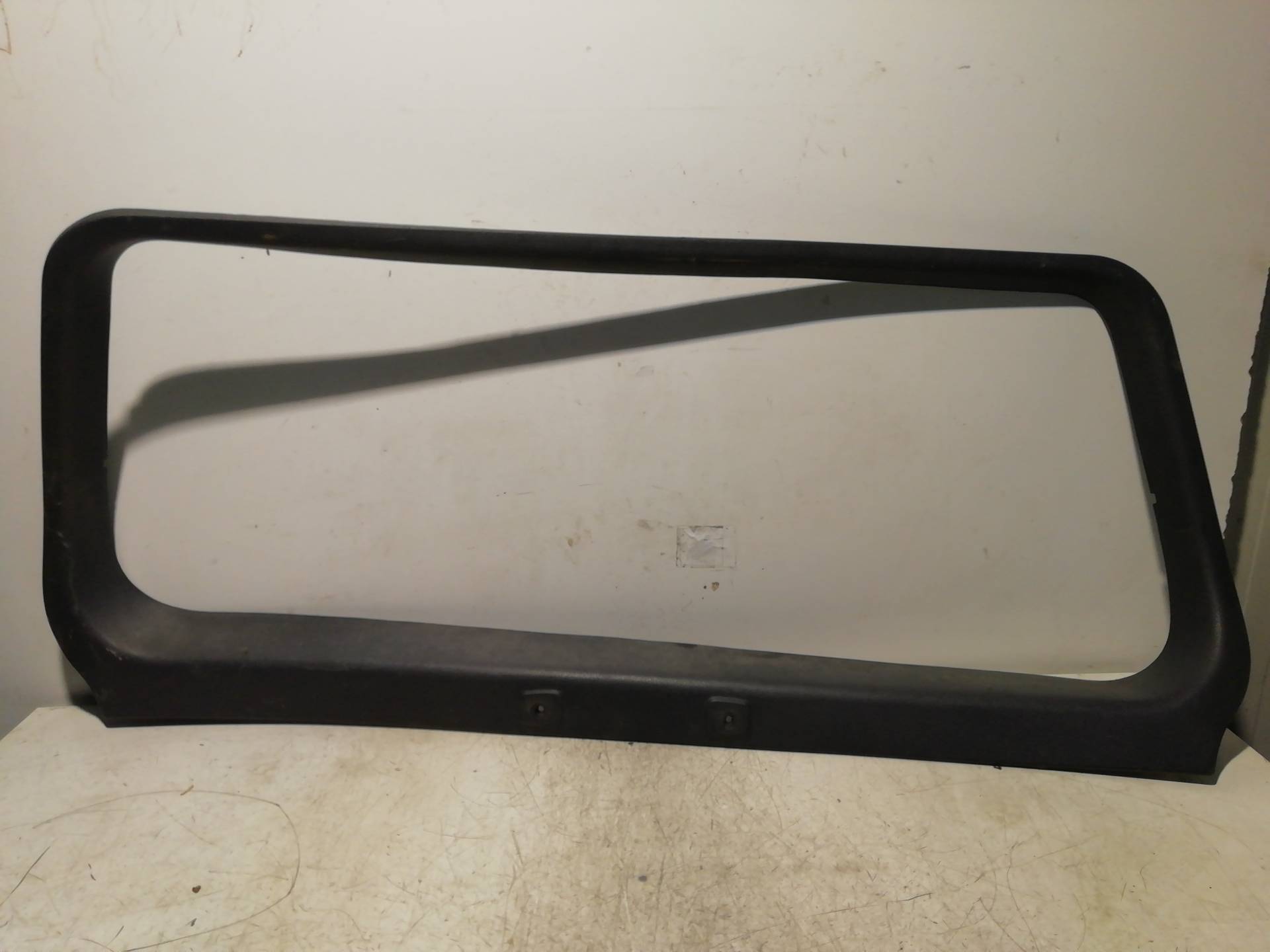 Tailgate Trim Panel MITSUBISHI MONTERO (V20/V40)