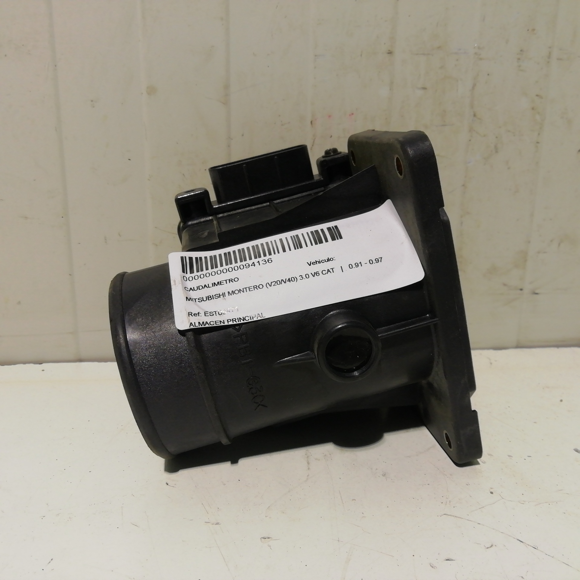 Mass air flow sensor MITSUBISHI MONTERO (V20/V40)