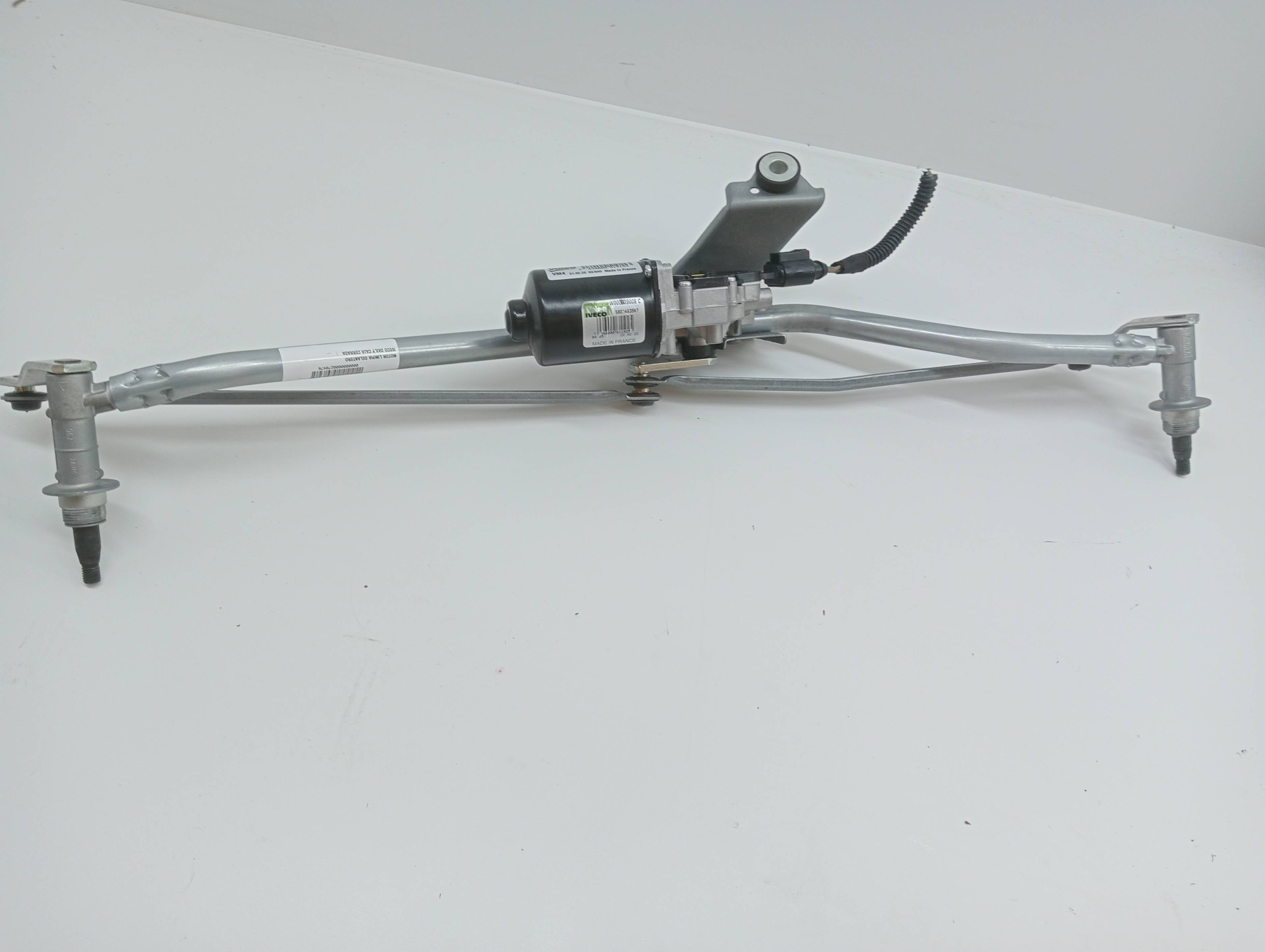 Moteur d'essuie-glace avant IVECO DAILY