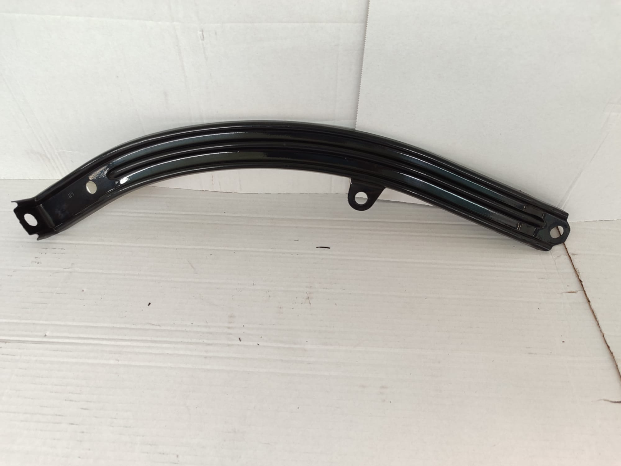 Supporto faro sinistro IVECO DAILY