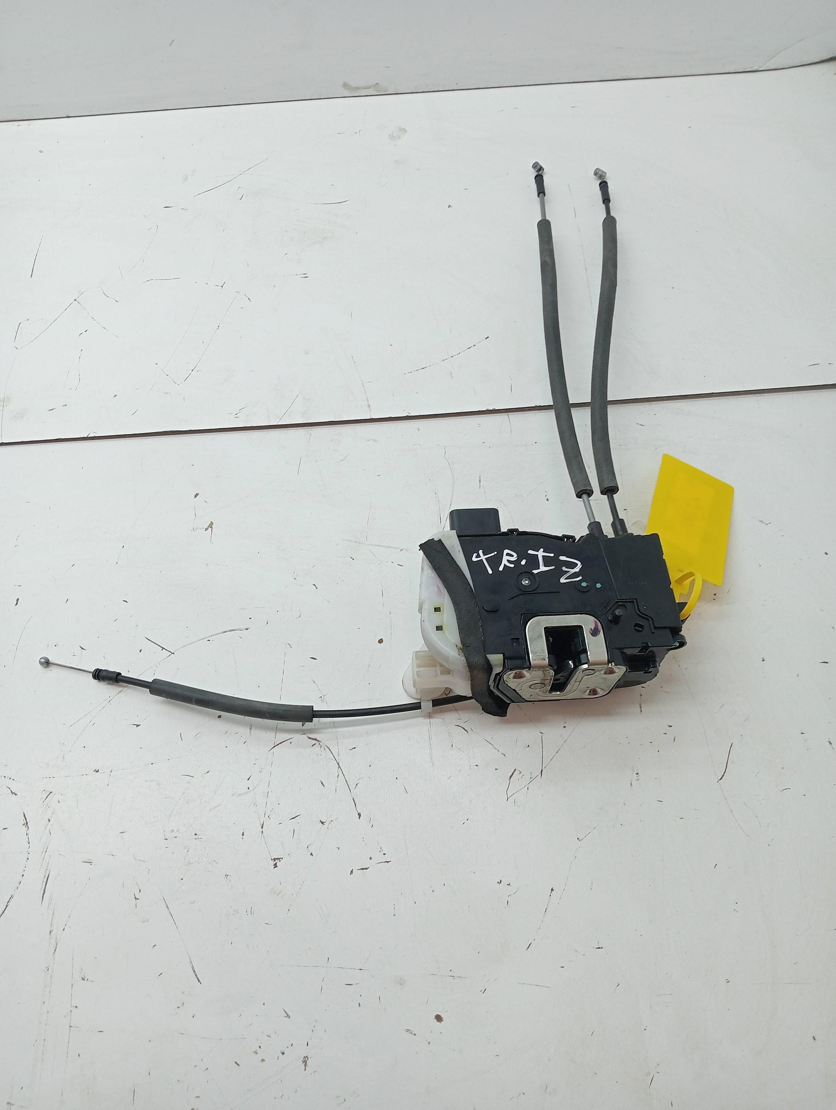 Rear left door lock HYUNDAI IX35