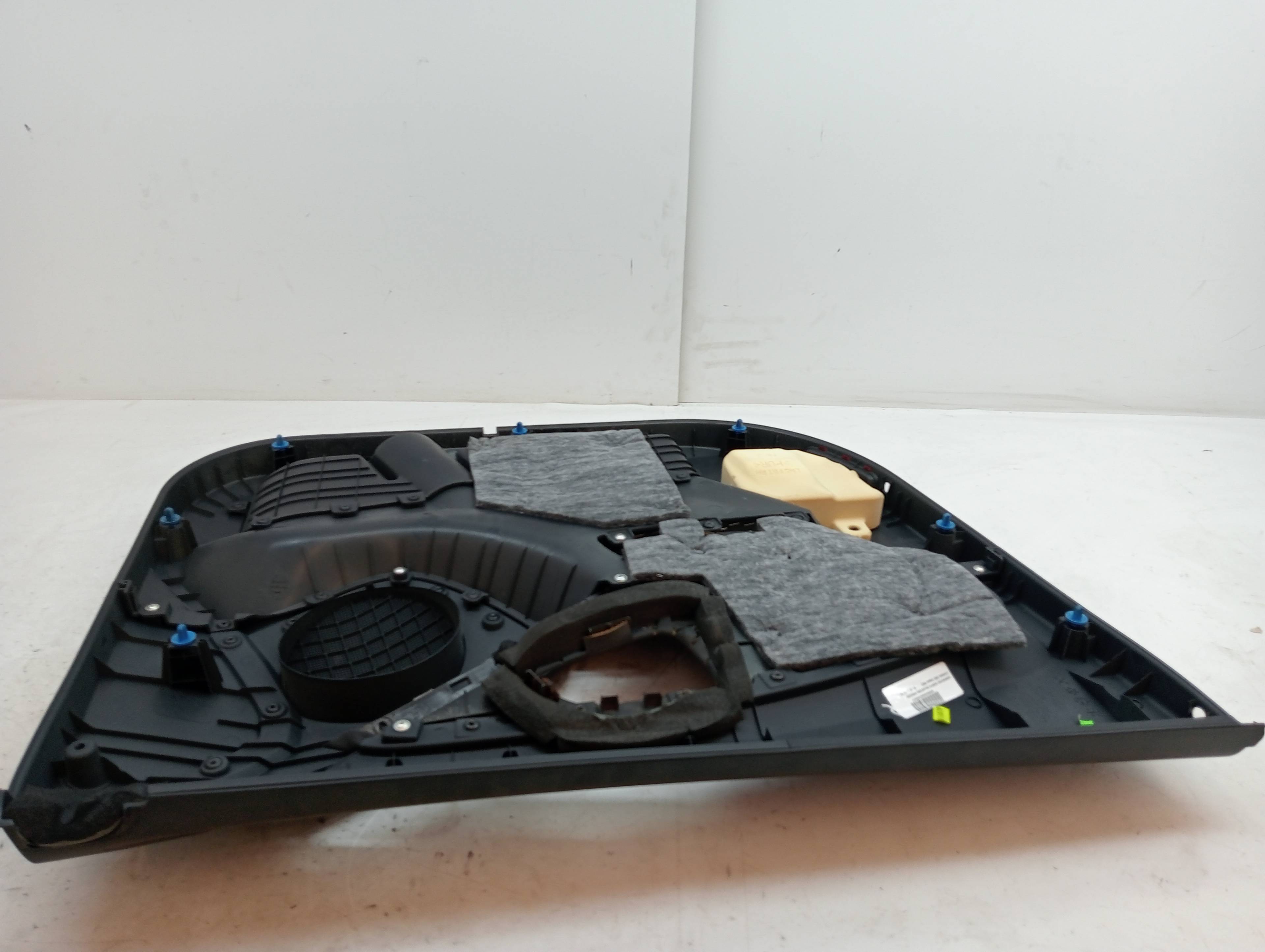 Front Right Door Trim Panel HYUNDAI IX35