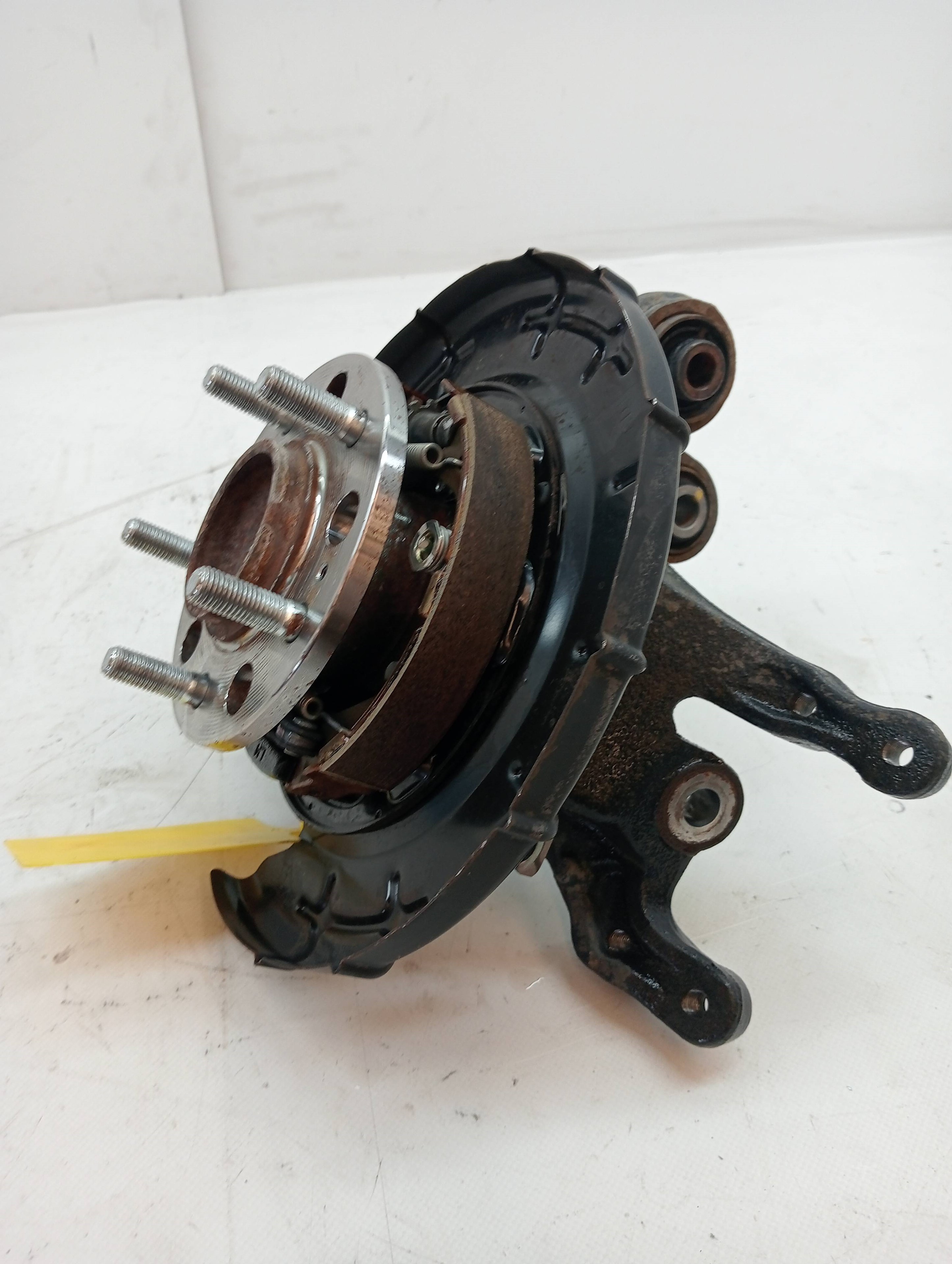 Rear Left Wheel Hub Carrier HYUNDAI IX35