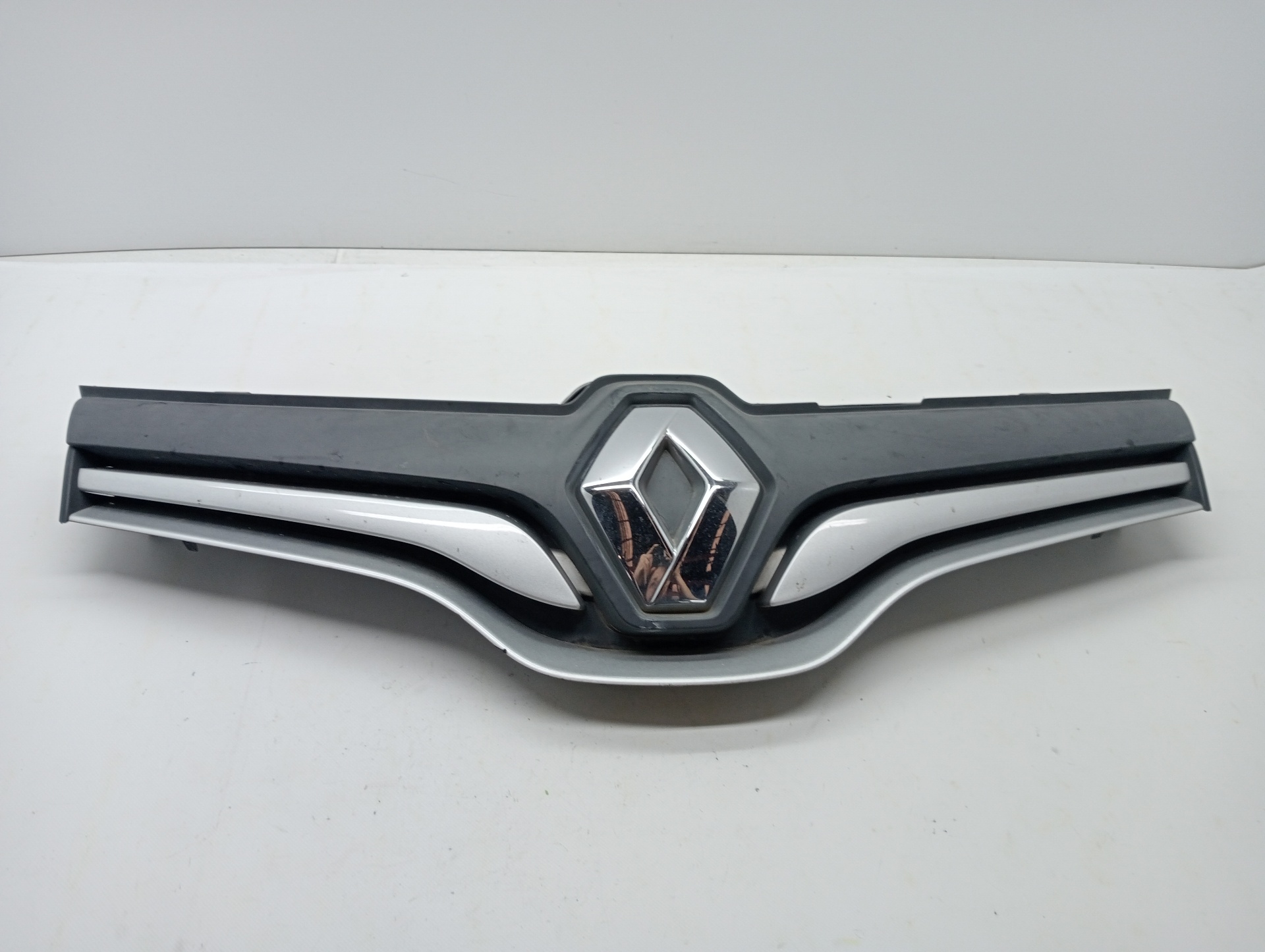 REJILLA DELANTERA RENAULT KANGOO