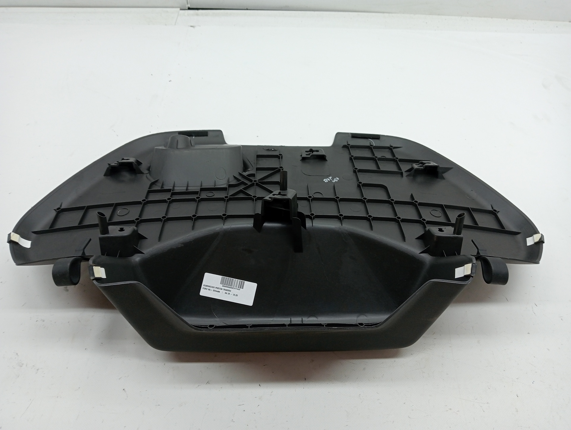Revestimento tampa traseira FORD KA+