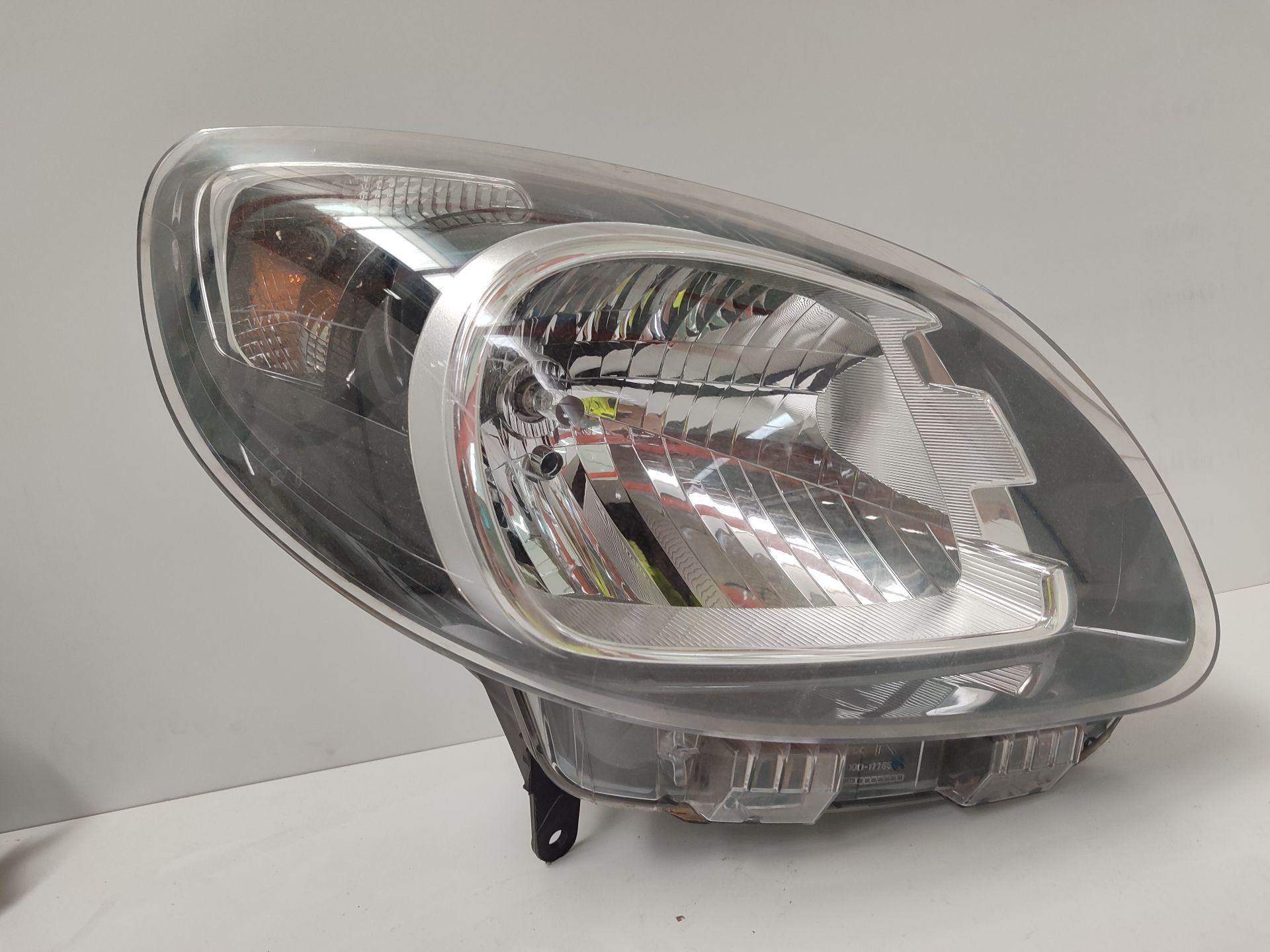 Farol direito RENAULT KANGOO