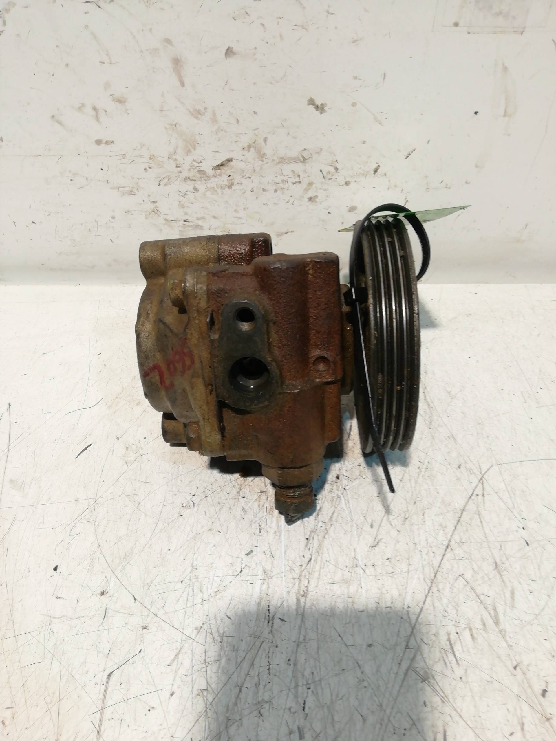 BOMBA DIRECCION RENAULT KANGOO (F/KC0)