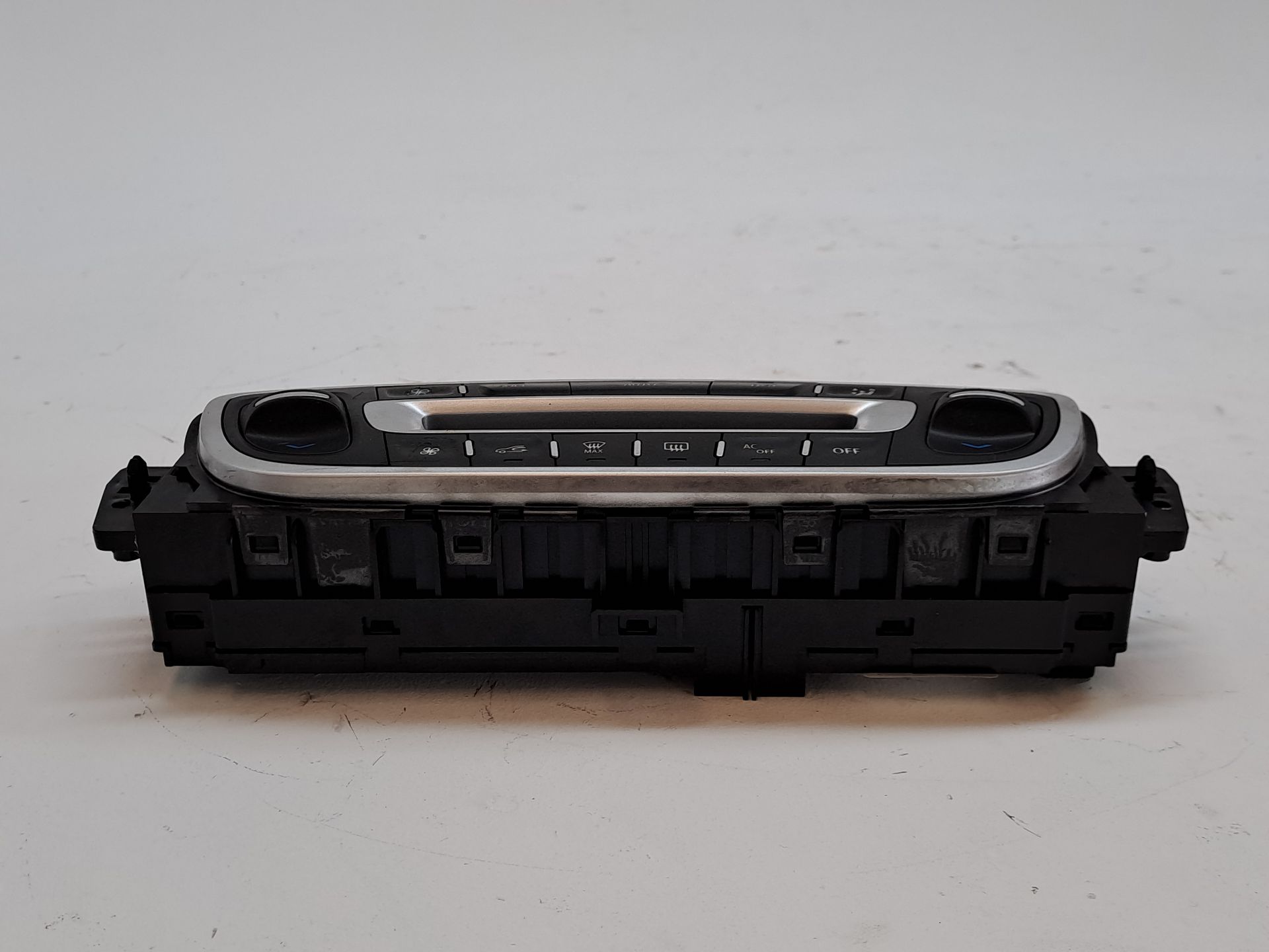 Comando climatizzatore RENAULT MEGANE III BERLINA 5 P