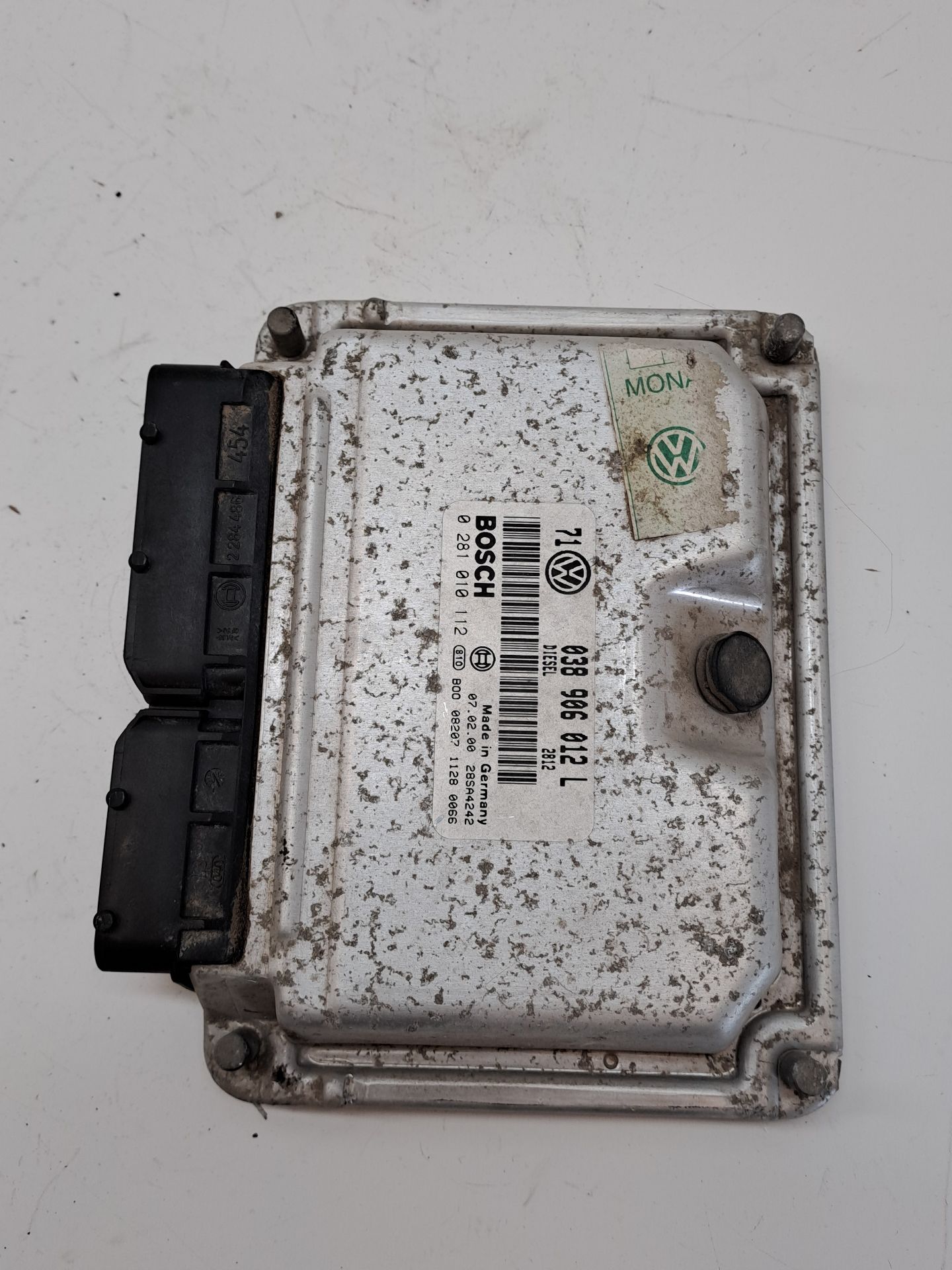 Calculateur moteur VOLKSWAGEN GOLF IV (1J1)