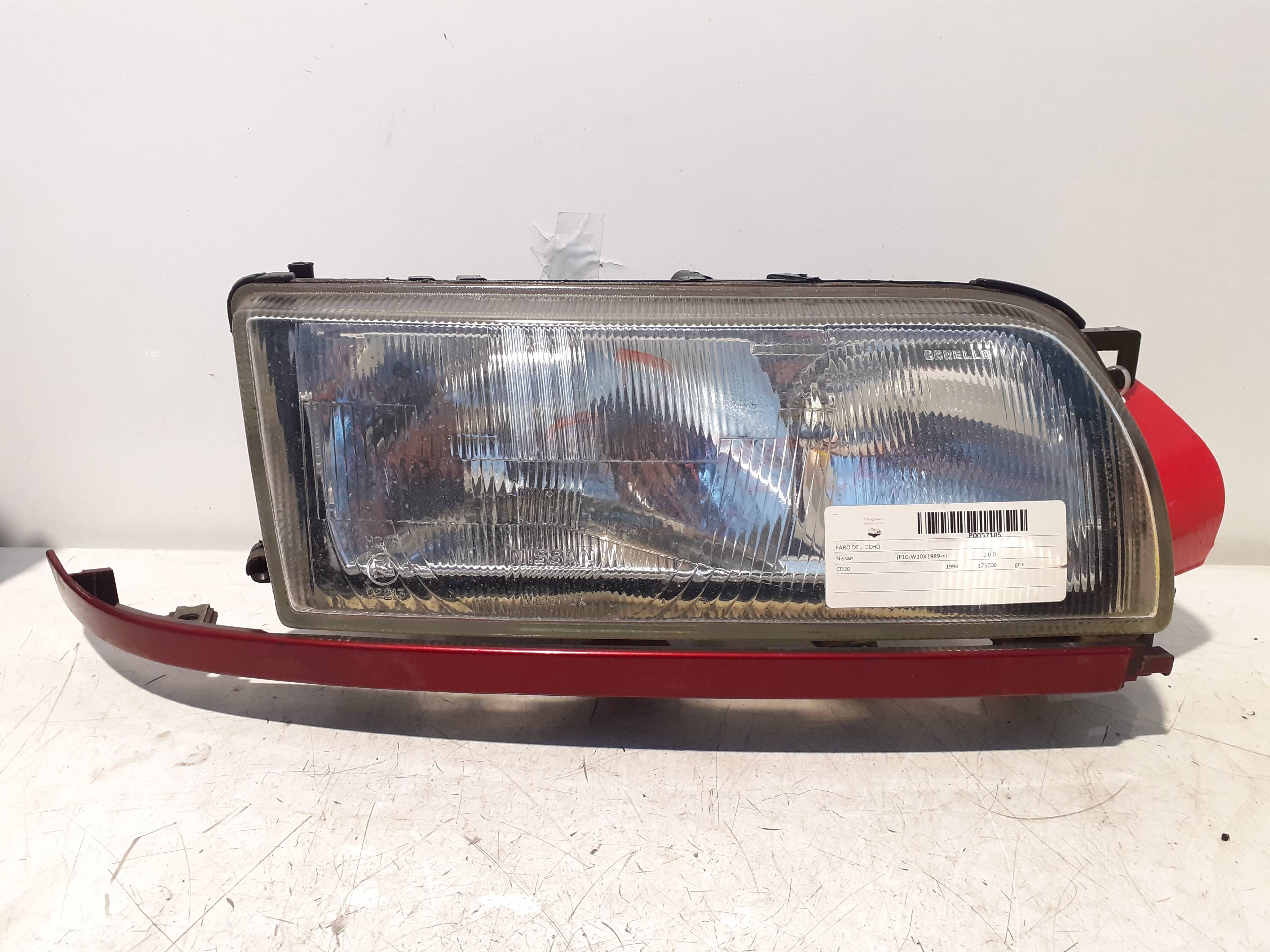 Right headlight NISSAN PRIMERA BERL./FAMILIAR (P10/W10)