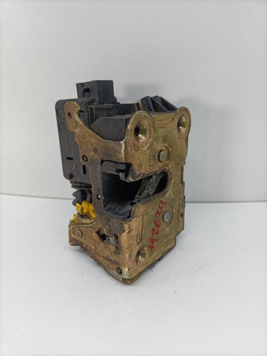 Front left door lock RENAULT CLIO I FASE I+II (B/C57)