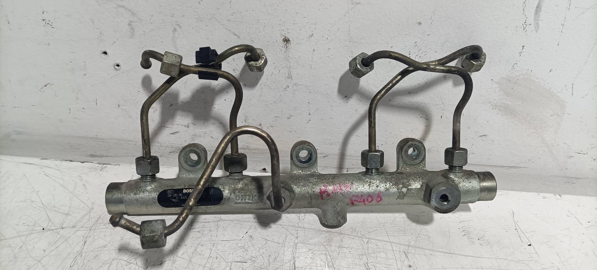 Fuel Rail PEUGEOT 406 BERLINA (S1/S2)