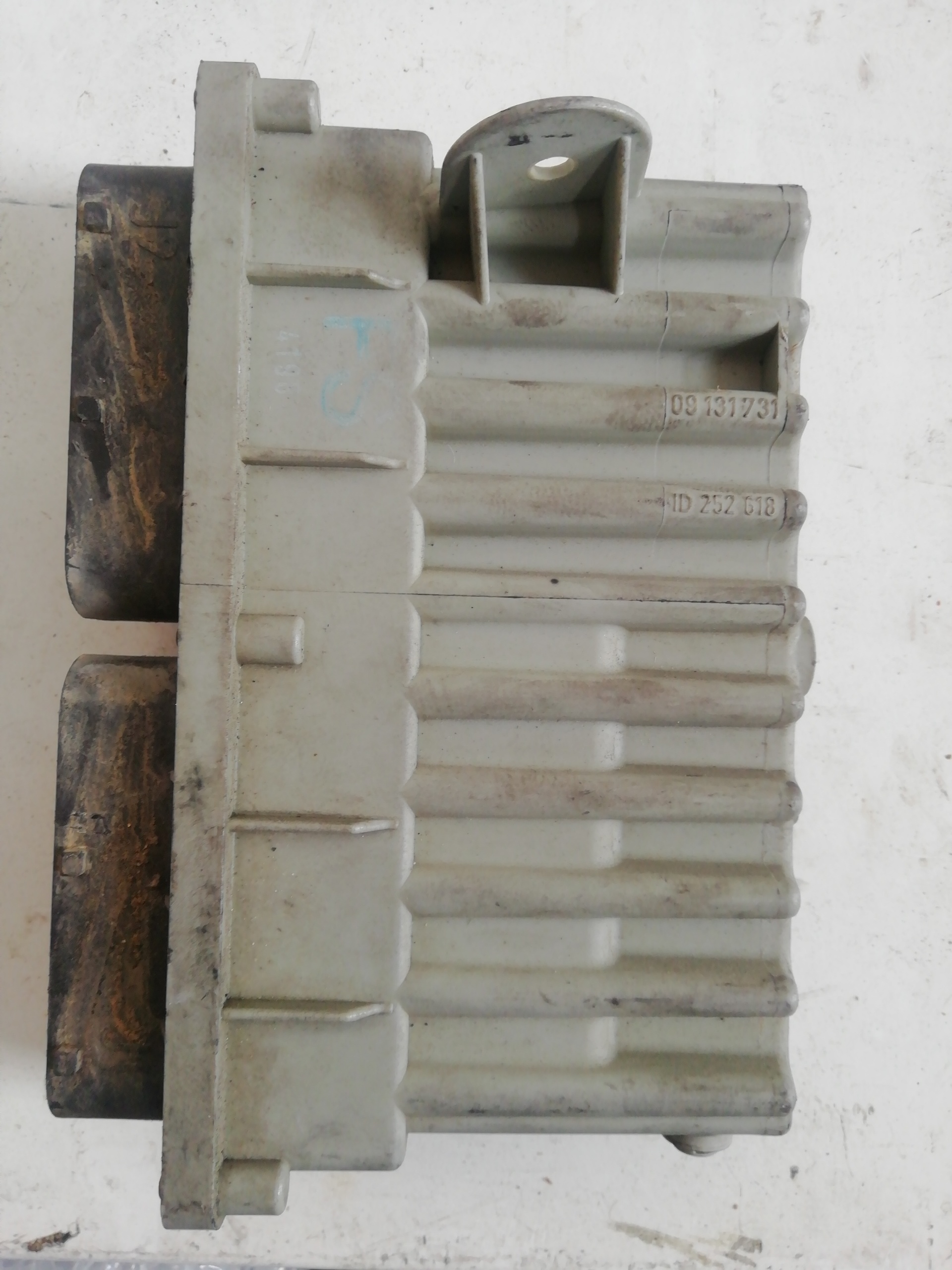 Engine control unit ECU OPEL ASTRA G BERLINA