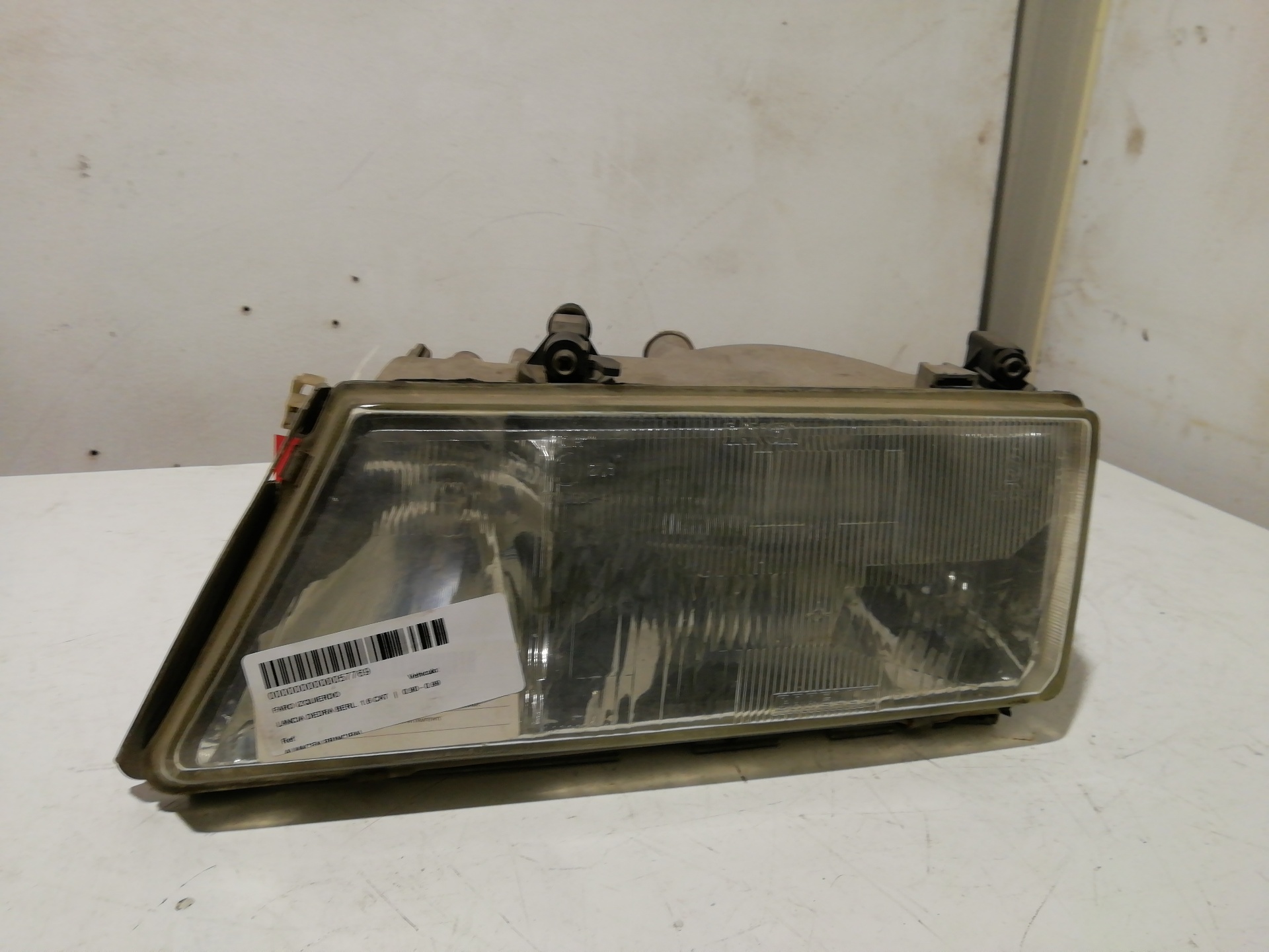 Farol esquerdo LANCIA DEDRA BERL.