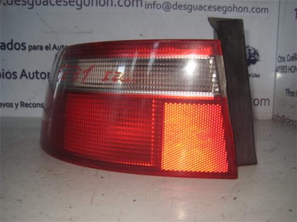 Rear Light Left HONDA ACCORD BERLINA (CC/CE)
