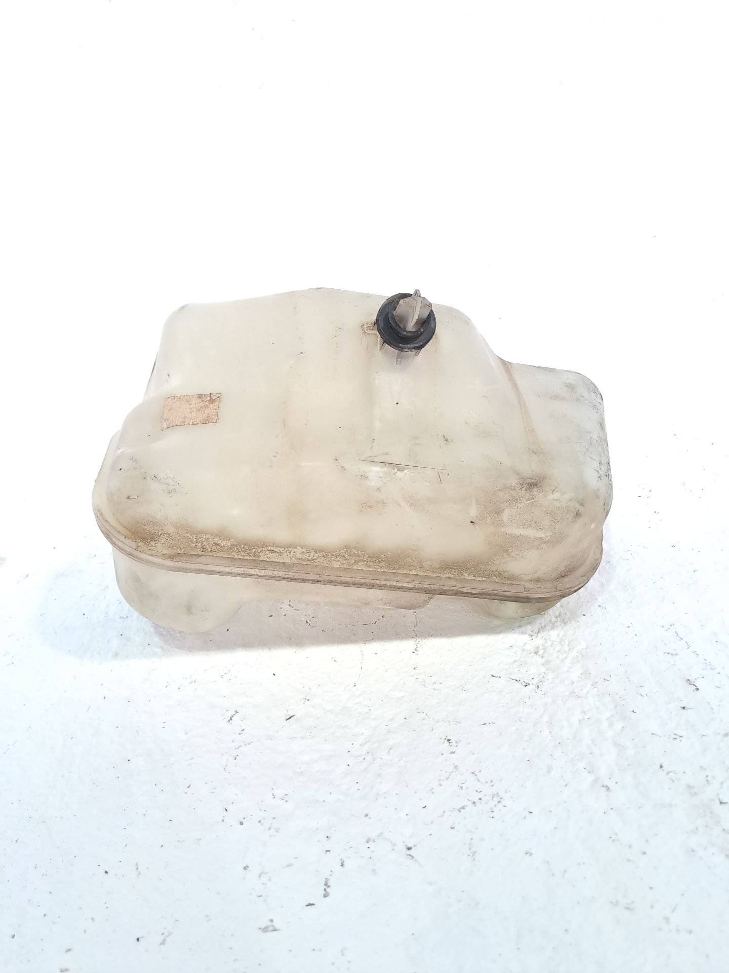 Washer fluid reservoir BMW 5 (E39)