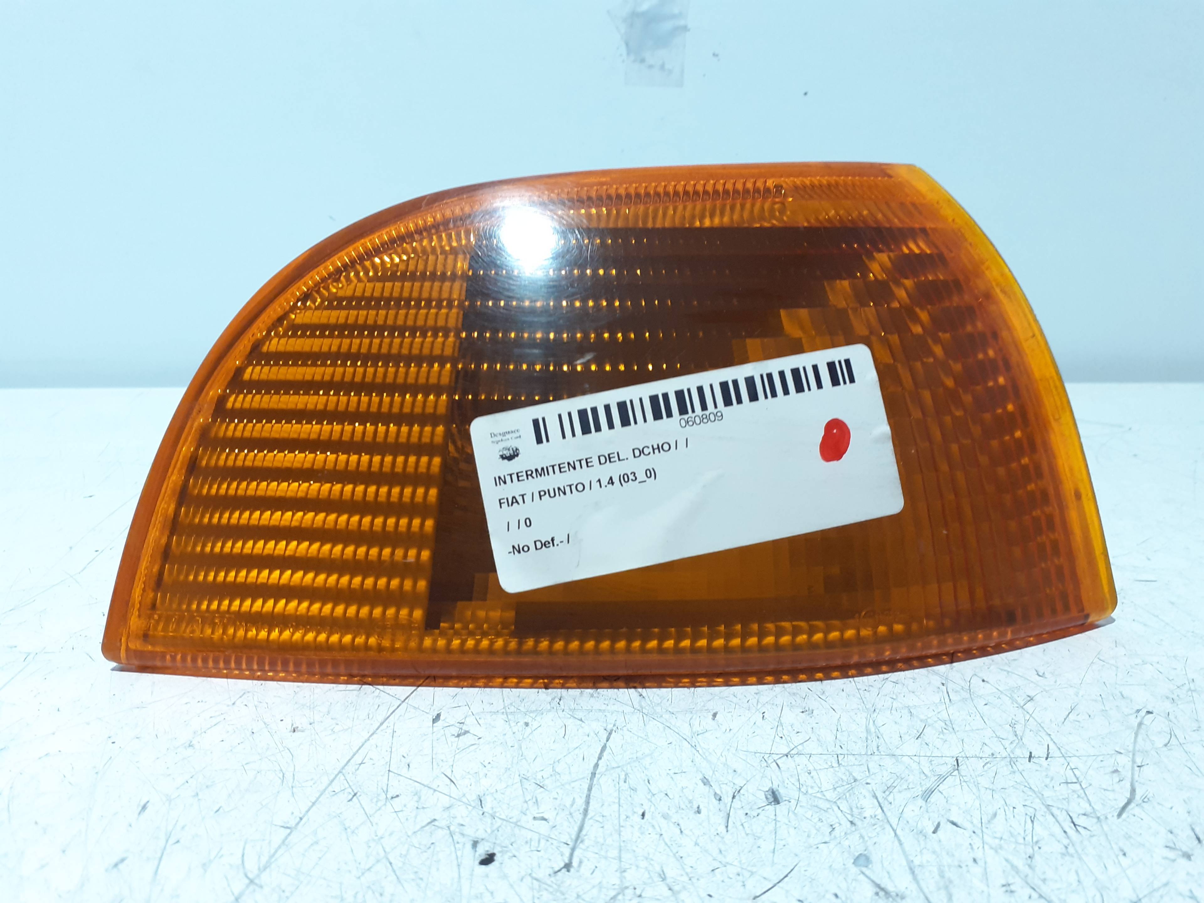 Autres FIAT PUNTO BERLINA (188)